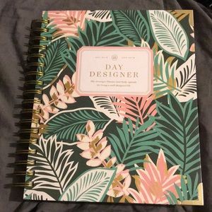 Day designer planner 2018-2019